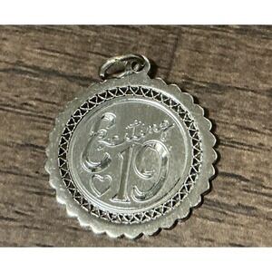 Vintage "Charming 19" Scalloped Edge  Sterling Silver Disc Charm Pendant 2.46g